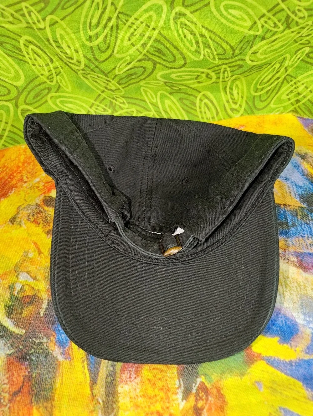 RCo Embroidered LogoTrucker Strap-on Hat Cap OSFM